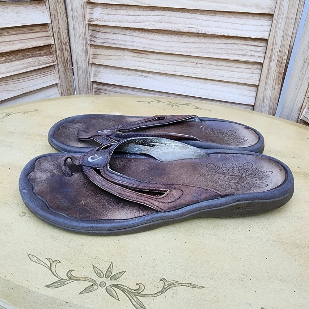 OluKai Sz W 7 Brown Leather Aniani Flip Flop Sandals Boho Nomadic Resort Wear